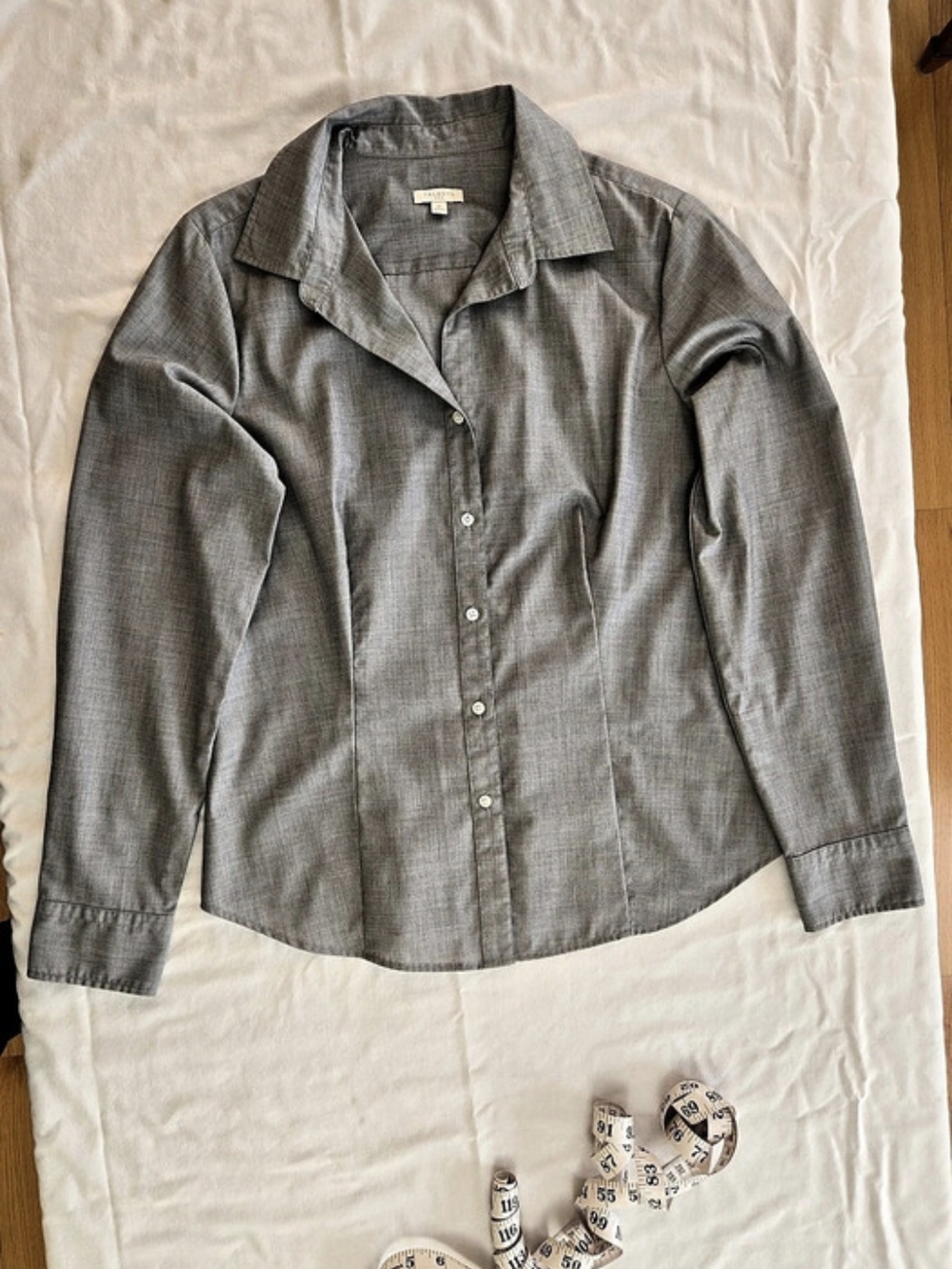 Talbots Gray Cotton Button Down Shirt Size 8